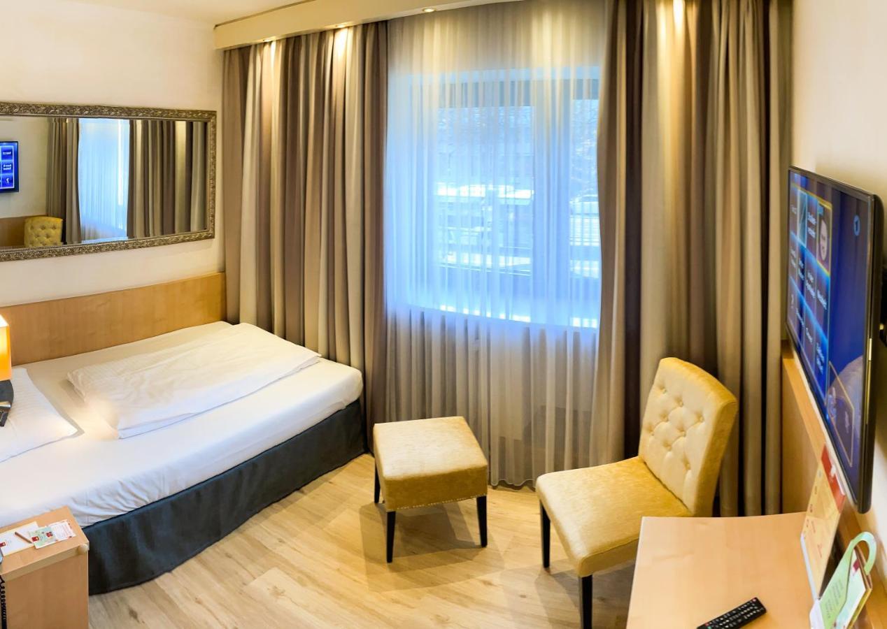 City Hotel Ost Am Koe Augsburg Bagian luar foto