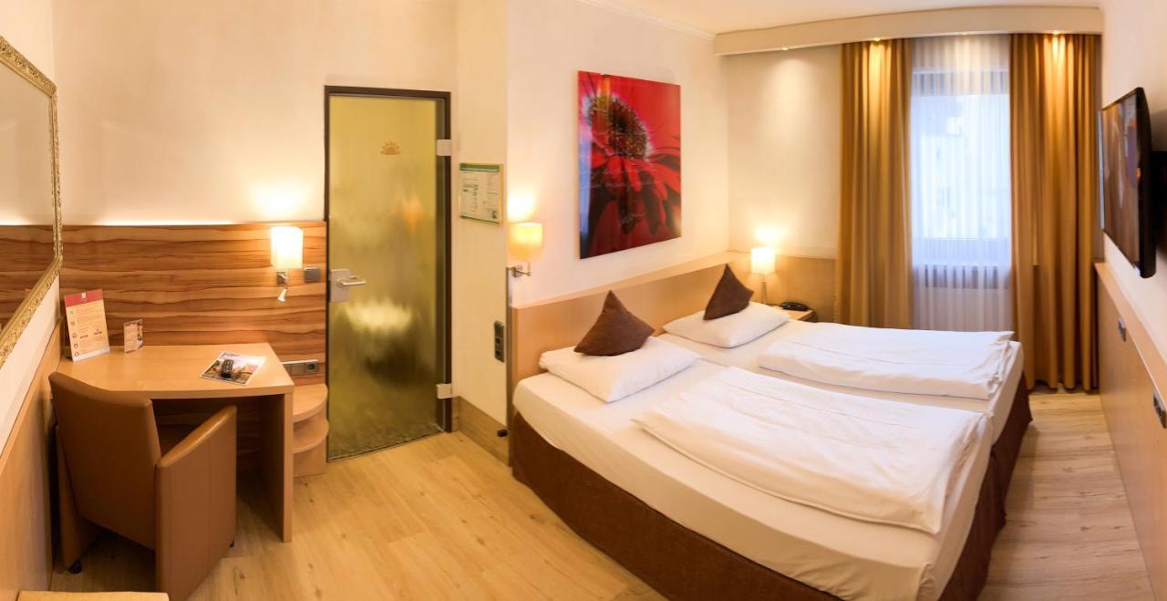 City Hotel Ost Am Koe Augsburg Bagian luar foto